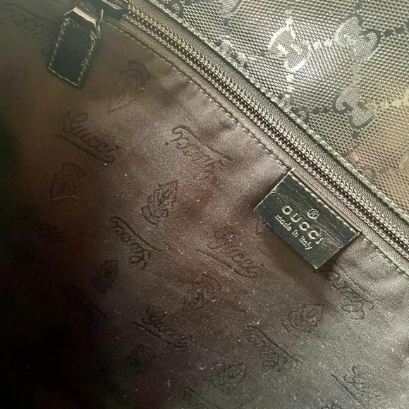 Gucci Unisex Black Matte Monogram Flap Messenger Bag - Picture 7 of 14